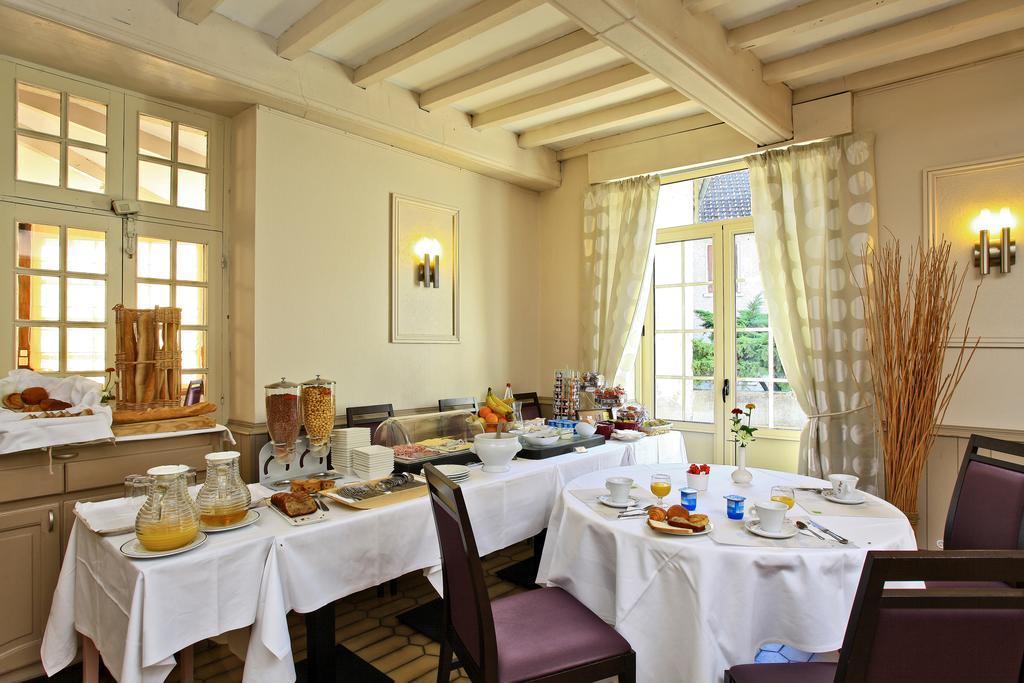 Hotel Le Quercy Souillac Exterior foto